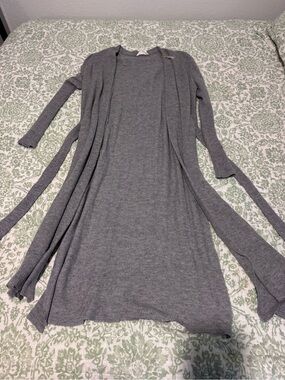 Sadie & Sage Gray Long Knit cardigan